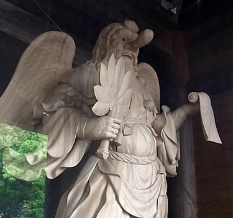 愛媛県の石鎚神社の鳥天狗